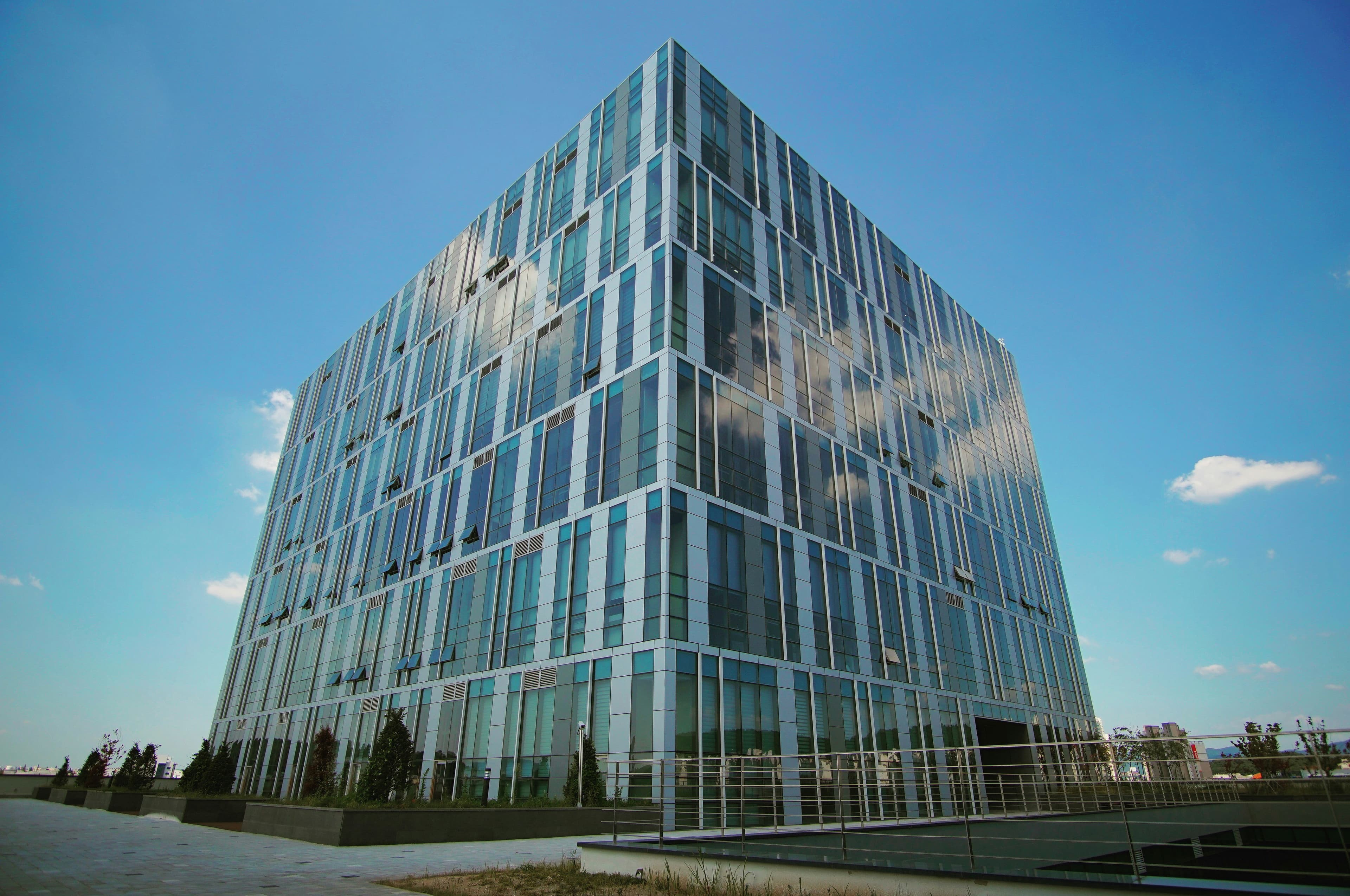 Realizace: Administrativní budova — Praha 4